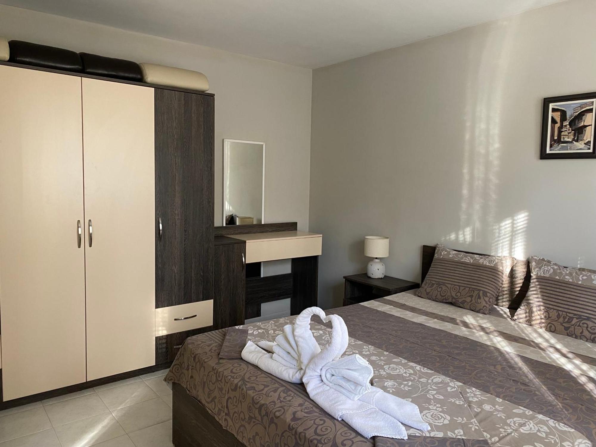 Gala Apartment Veliko Tarnovo Buitenkant foto