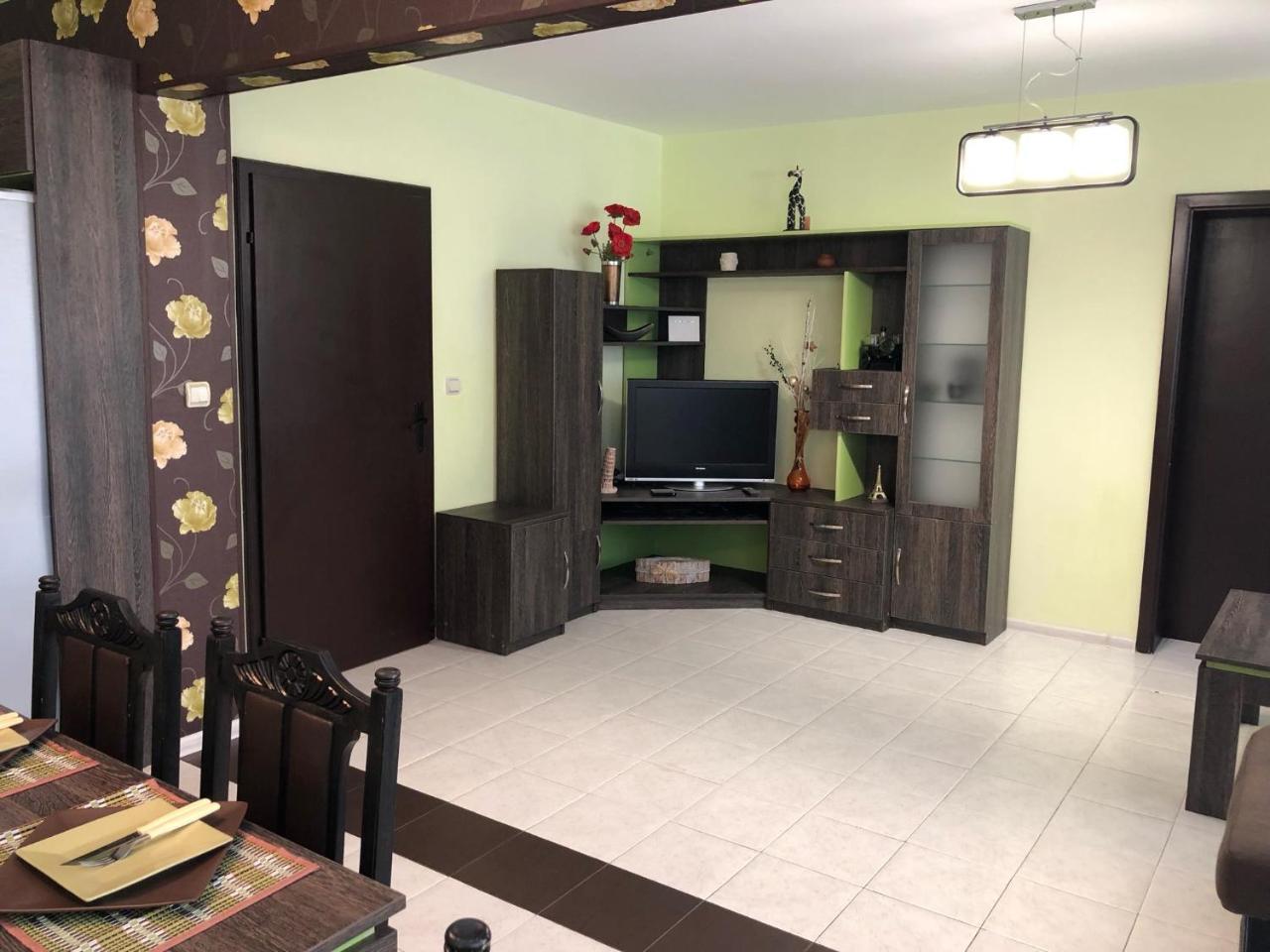 Gala Apartment Veliko Tarnovo Buitenkant foto
